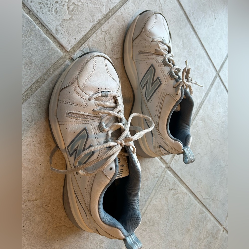 New Balance 608 Women’s Sneakers
